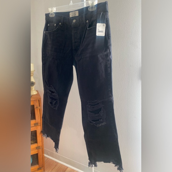 Free People Maggie Mid Rise Jeans. Color: Black - Picture 5 of 8